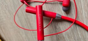 Bluetooth sluchátka přes krk v červené barvě - 6