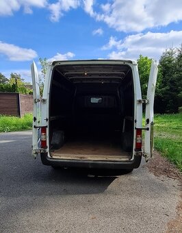 Ford Transit 300L ,2.2 TDCI ,74kw,6..Rych.stupně,Zvýšený - 6