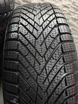 17" Originál BMW X1 iX1 X2 5x112 NOVÁ ZIMNÍ SADA - 6