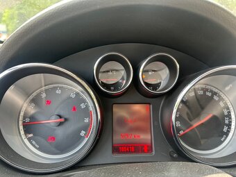 ND Opel insignia 1.8 103kw 2009 185000km - 6