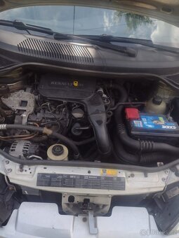 Renault Megane Scenic 1.9 dci - 6