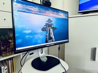 Dell PC, monitor, klávesnice, myš a WiFi router Asus, SSD - 6
