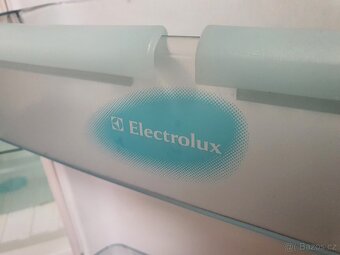 DOPRAVA značková VELKÁ lednice ELECTROLUX - 6