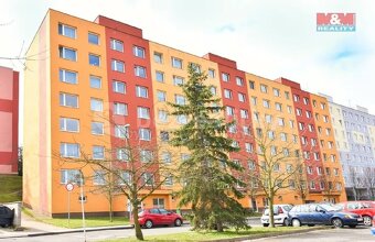 PRONAJMU POKOJ S LODŽIÍ V BYTĚ 3+1 - 6