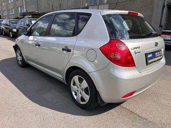 Kia Ceed 1.4 16V, ČR - havarovaný - 6