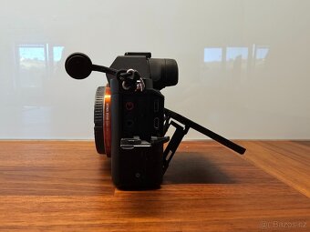 Sony Alpha A7 II + FE 28-70 mm OSS - 6