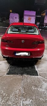 Alfa Romeo 159 1.9 JTDm - 6