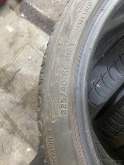 225/40R18 - 6