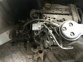 Opel Corsa B 1,2 16V 1999 rok, díly - 6