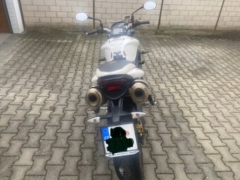 Triumph Street Triple 675 R - 6