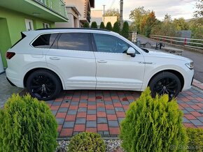Volkswagen Touareg 3.0 TDI,210kW,R-Line,80.000km, 4x4 - 6