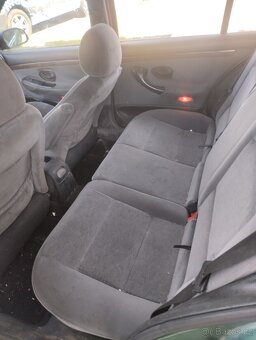 Peugeot 406 - 6