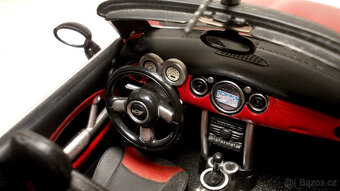 1:32 Rarita Mini Cooper Cabrio od Hot Wheels red - 6