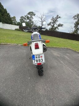 Suzuki DR 650R - 6