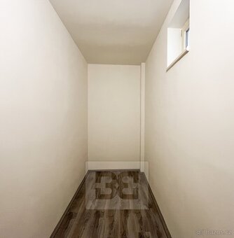 Krásný byt 2+1 po rekonstrukci v centru Karlových Var - 6