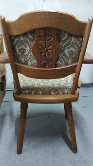 Masivní rohová lavice+2x židle s područkami+rozkládací stůl - 6