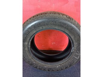 235/65 R17 104 Y LETNÍ Goodyear Efficientgrip SUV 4x4 - 6