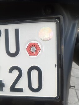 Suzuki Burgman 650 - 6