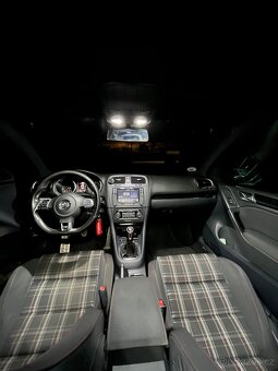 Volkswagen Golf 6 GTI - 6