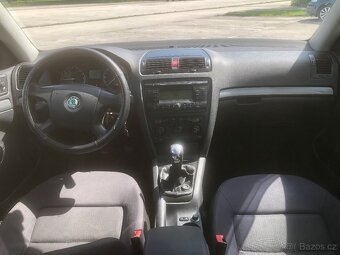 Škoda Octavia II 2.0 tdi - 6