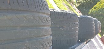 Kola Toyota RAW 4 - 6