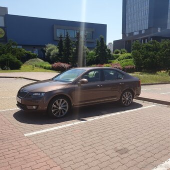 Škoda Octavia 3 1.6 tdi 77kw Style - 6