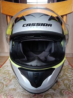 Přilba - 6