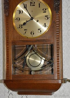 Starožitné skříňové hodiny Gustav Becker 1920 - 6