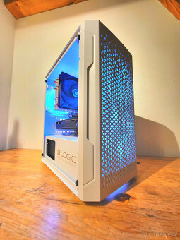 MALÝ HERNÍ PC / GTX 1080 / Ryzen 5 / 16GB RAM / WINDOWS 11 - 6