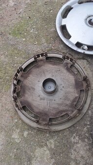 Poklice originalni Škoda 15" - 6