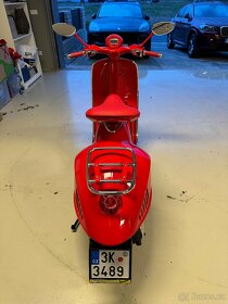 Piaggio Vespa 946 Red Edition - 6