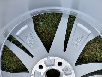 Nová letní kola Enyaq 235/55r19 - 6
