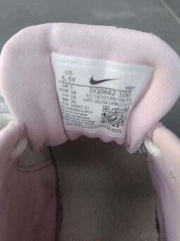 Dětské sportovní boty NIKE vel. 38 - 6