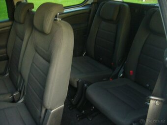 Ford Galaxy 2.0 TDCI, 7. míst - 6