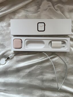 Apple watch series 4 - 44mm - 6