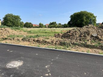 Stavební pozemek na prodej v obci Lipůvka - 6