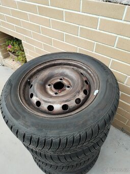 pneu 185/60 R14 - 6