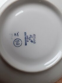 Porcelánové hrníčky s podšálky - 6