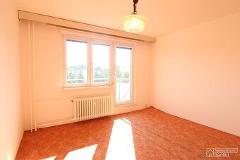 Prodej bytu 3+1 s balkonem, sídliště Jih, Písek - 6