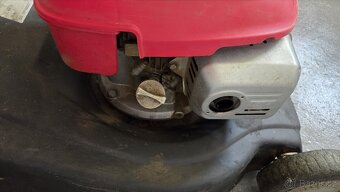 Sekačka s motorem Honda - 6