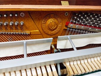 Pianino Young Chang -Dovoz po ČR zdarma 24/7 - 6