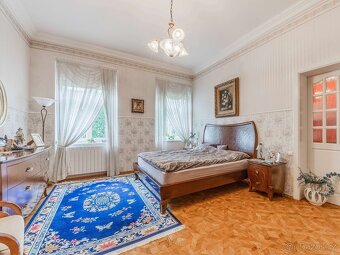 Prodej celopodlažního bytu 4+1 (162 m²) + sklep cca 9 m², Ur - 6