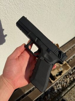 Airsoft Glock 18 - 6