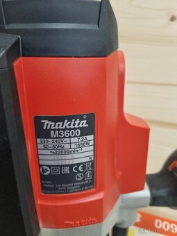 Horní frézka Makita M3600 - 6
