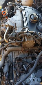 VW Passat B6 4x4 kombi 2006 BKP 6Q FUQ lak L041 - 6