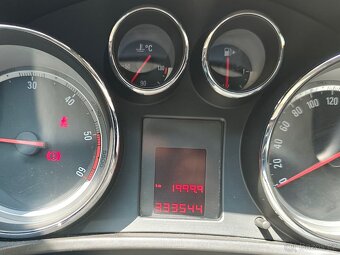 Opel Insignia - 6