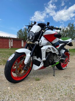 Aprilia RSV1000 V2, custom stavba, 38k najeto - 6