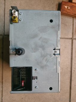 Rádio Delta6, VW Passat B5.5 2004 - 6