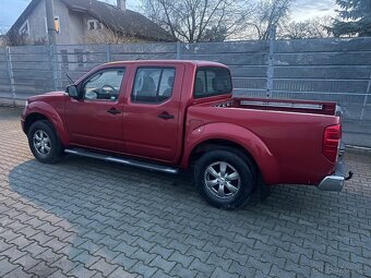 Nissan Navara Double-Cab 2.5DCi 126kw 2009 slušný stav - 6