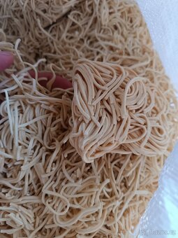 Nudle 20 kg 320 Kč 1 kg 16kc - 6